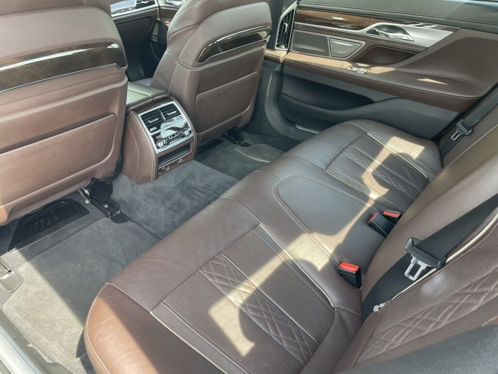 2016 BMW 7 Series 740i~ONLINE FINANCE~BLUETOOTH~MOONROOF / SUNROOF~PARKING SENSORS~PREMIUM SOUND SYSTEM~ Sarasota FL