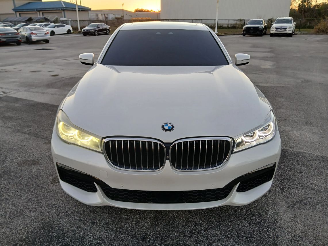 2016 BMW 7 Series 750i xDrive Sedan 4D