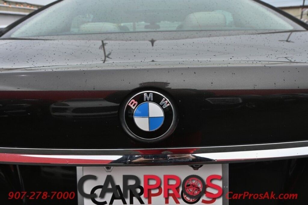 2016 BMW 750i xDrive AWD - 4.4 Twin Turbocharged V8 - Driving Assist & Executive Pkg - Harman/Kardon Speakers - Keyless Entry & Start - Heated & Cooled Leather Seats - Heated Steering Wheel - 2nd Row Heated & Cooled Seats - HUD - Duel Panel Sunroof Anchorage AK