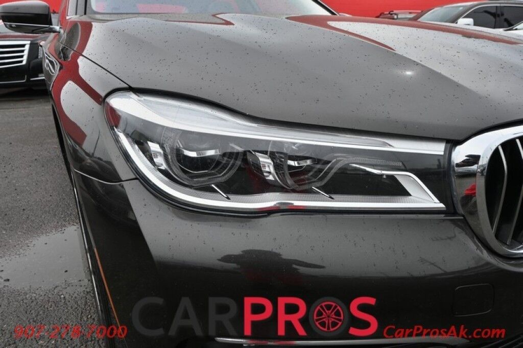 2016 BMW 750i xDrive AWD - 4.4 Twin Turbocharged V8 - Driving Assist & Executive Pkg - Harman/Kardon Speakers - Keyless Entry & Start - Heated & Cooled Leather Seats - Heated Steering Wheel - 2nd Row Heated & Cooled Seats - HUD - Duel Panel Sunroof Anchorage AK