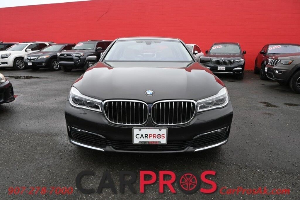 2016 BMW 750i xDrive AWD - 4.4 Twin Turbocharged V8 - Driving Assist & Executive Pkg - Harman/Kardon Speakers - Keyless Entry & Start - Heated & Cooled Leather Seats - Heated Steering Wheel - 2nd Row Heated & Cooled Seats - HUD - Duel Panel Sunroof