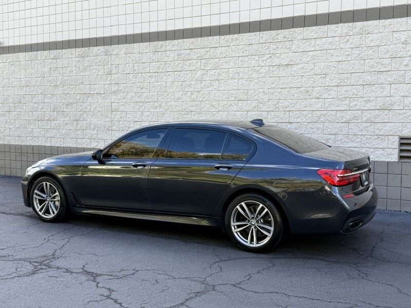 2016 BMW 750i xDrive M Sport