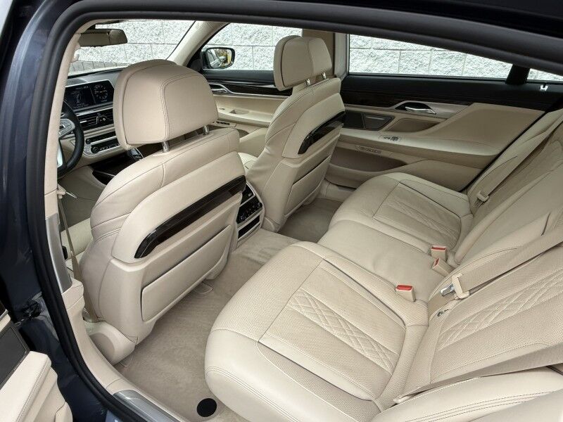 2016 BMW 750i xDrive Willow Grove PA 2016 BMW 750i xDrive Willow Grove PA