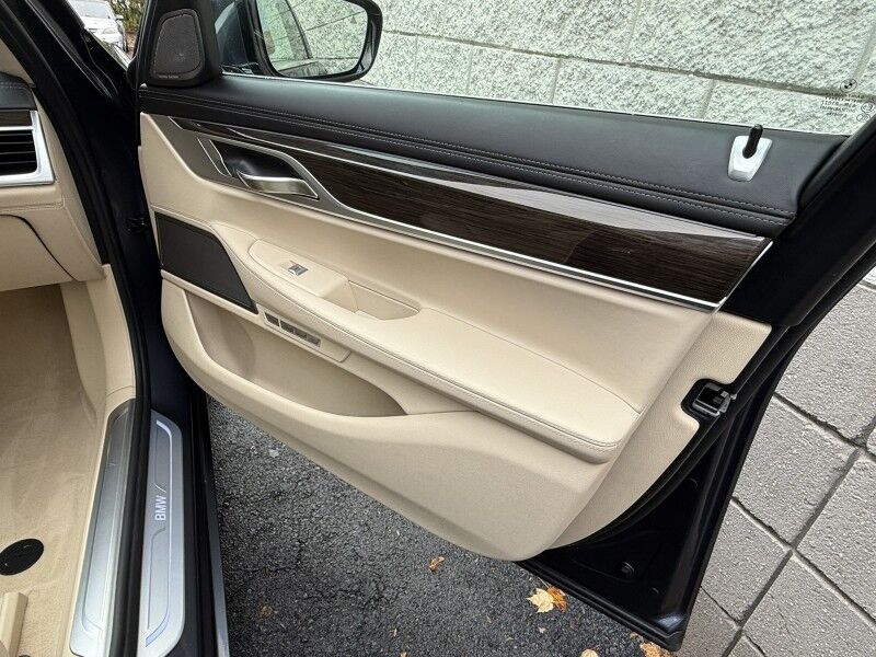 2016 BMW 750i xDrive Willow Grove PA 2016 BMW 750i xDrive Willow Grove PA