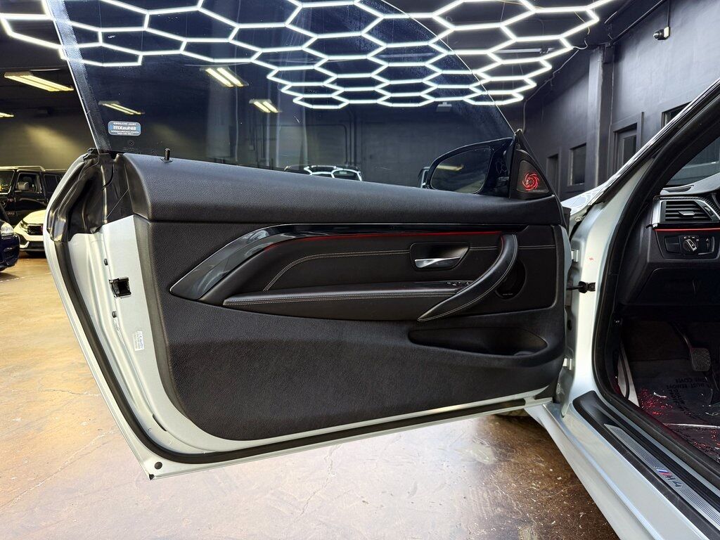 2016 Bmw M4 4-Series photo 12
