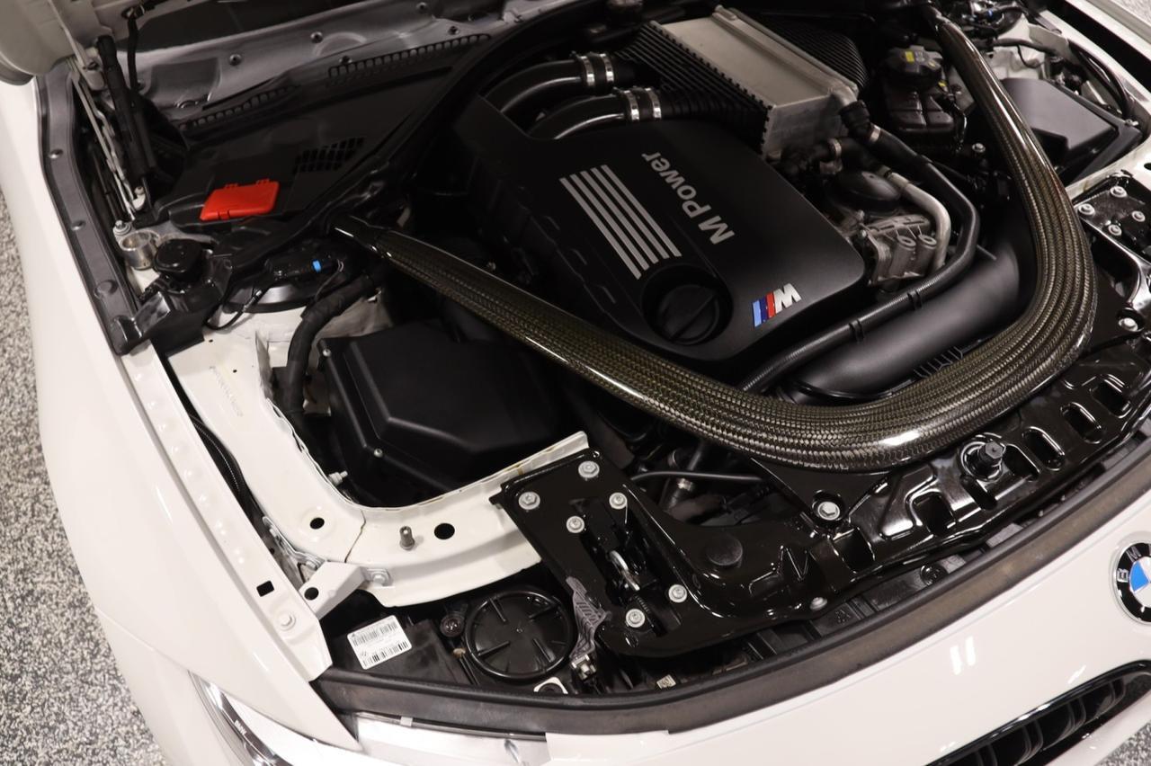 2016 BMW M4 Executive Package 2dr Coupe