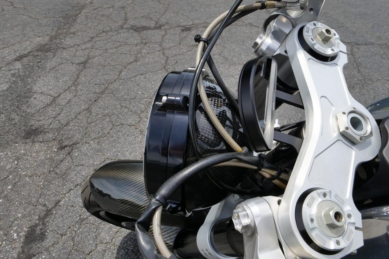 2016 BMW R nineT / Custom / Ohlins / Carbon Fiber Accents! Lincolnton NC