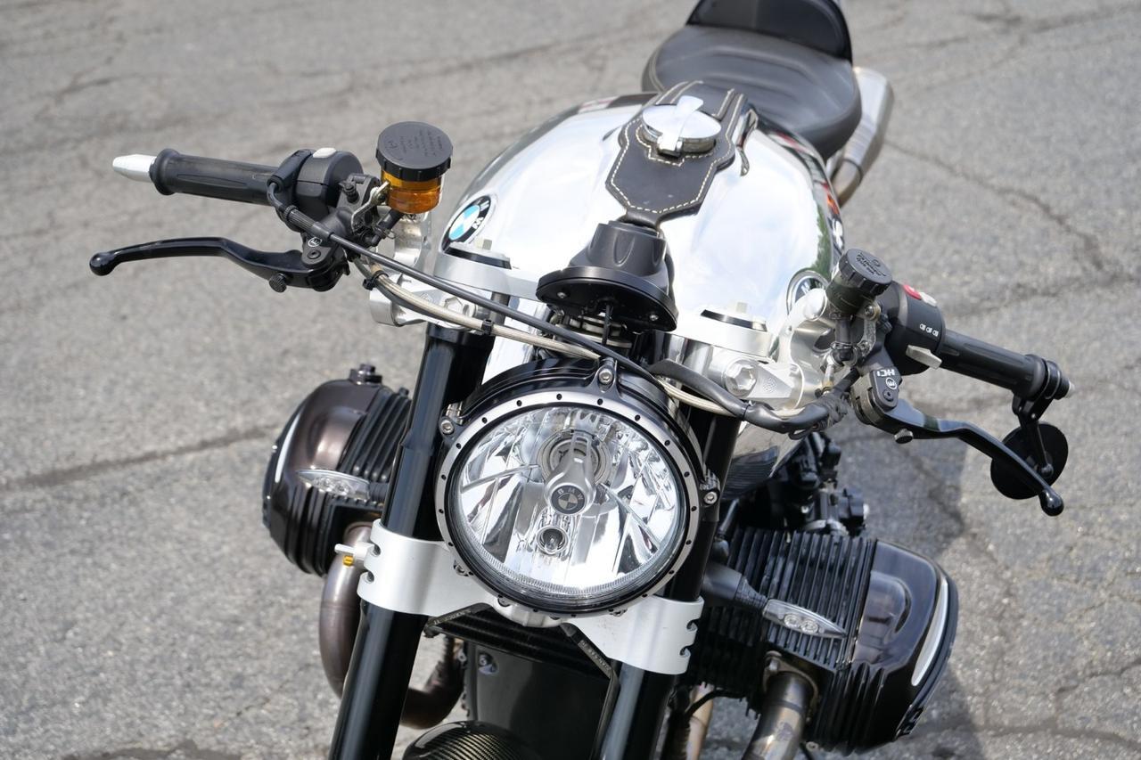 2016 BMW R nineT / Custom / Ohlins / Carbon Fiber Accents! Lincolnton NC
