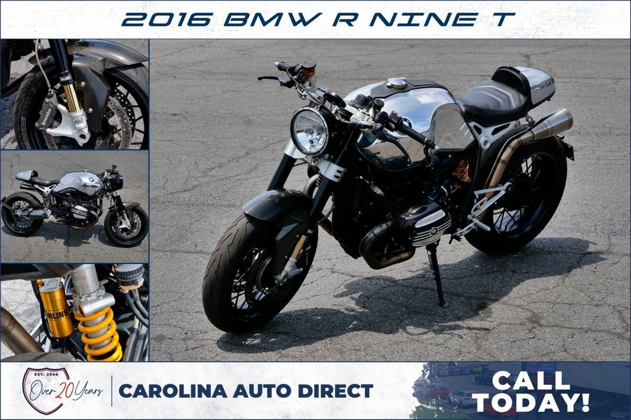 2016 BMW R nineT / Custom / Ohlins / Carbon Fiber Accents!