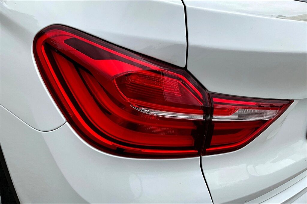 2016 BMW X4 xDrive28i OR