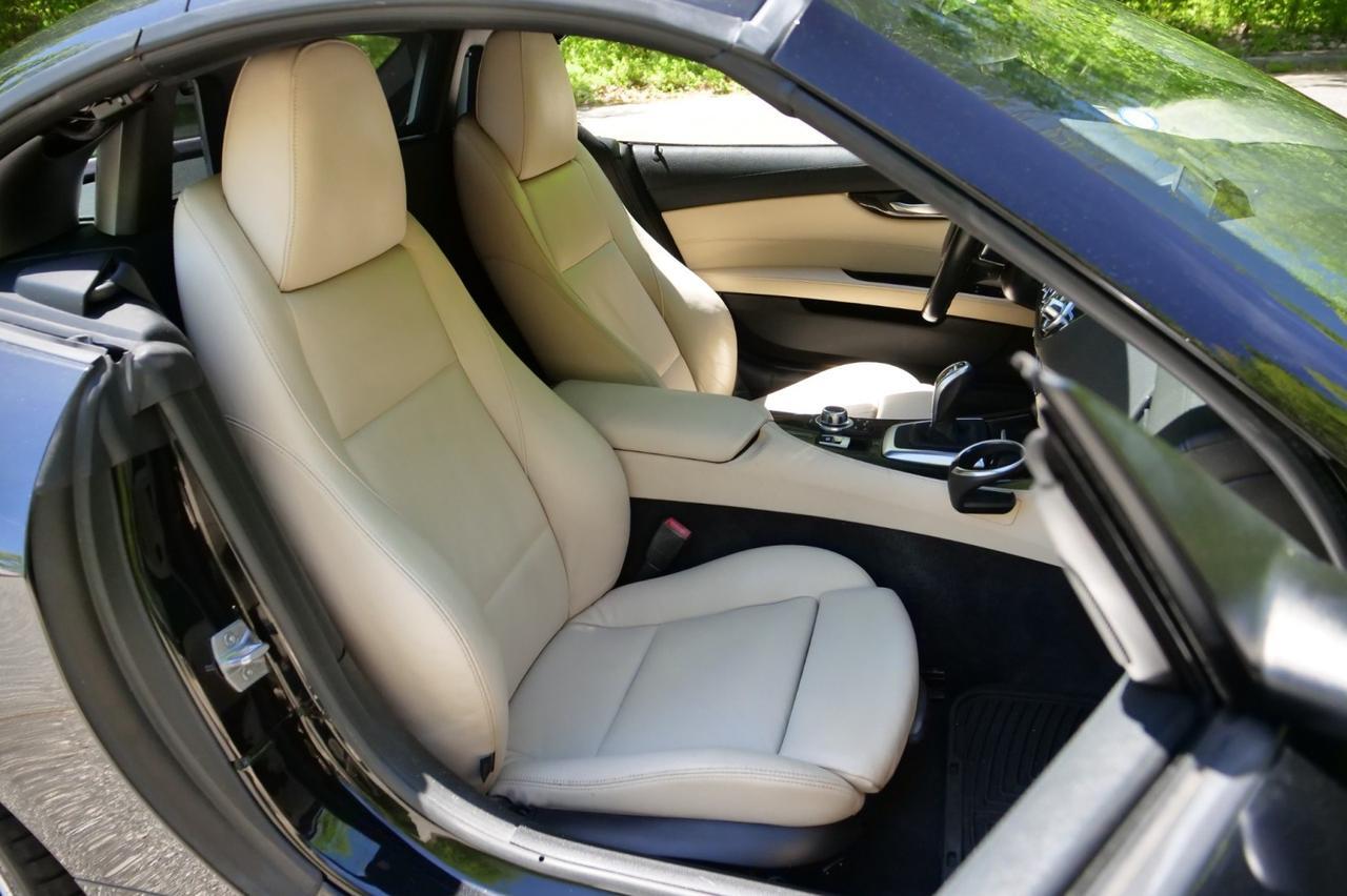 2016 BMW Z4 sDrive35i Roadster / M Sport Package / Tech PKG! Lincolnton NC