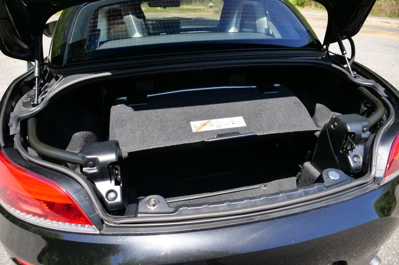 2016 BMW Z4 sDrive35i Roadster / M Sport Package / Tech PKG! Lincolnton NC