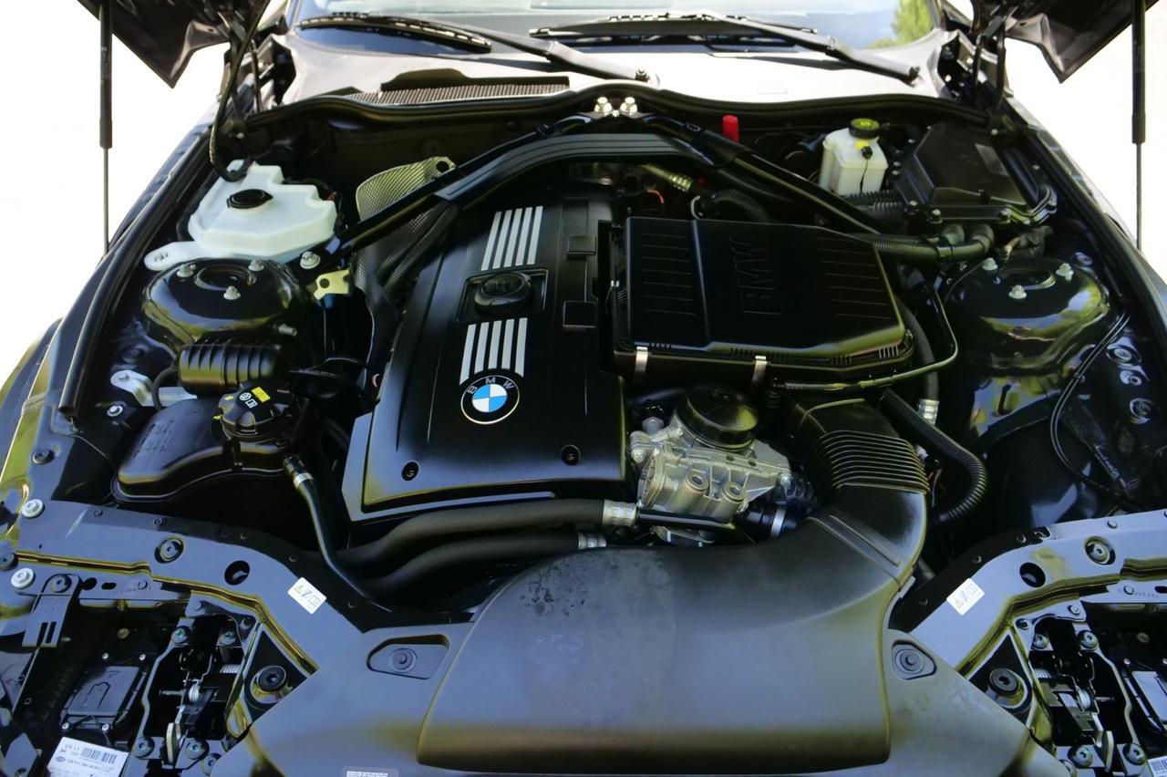 2016 BMW Z4 sDrive35i Roadster / M Sport Package / Tech PKG! Lincolnton NC