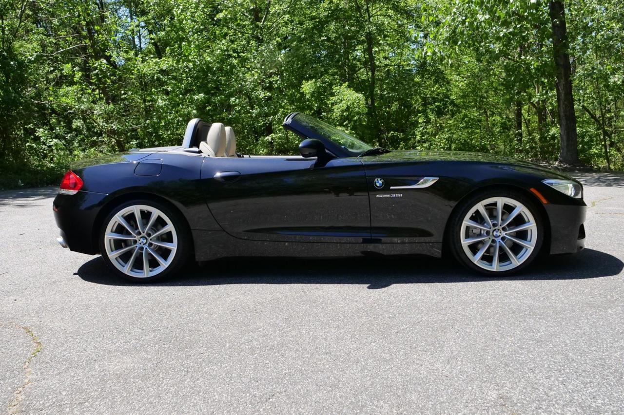 2016 BMW Z4 sDrive35i Roadster / M Sport Package / Tech PKG! Lincolnton NC