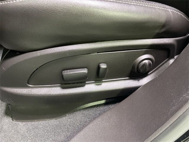 2016 Buick Enclave Leather photo 4