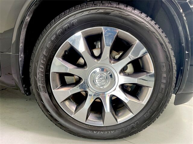 2016 Buick Enclave Leather photo 2