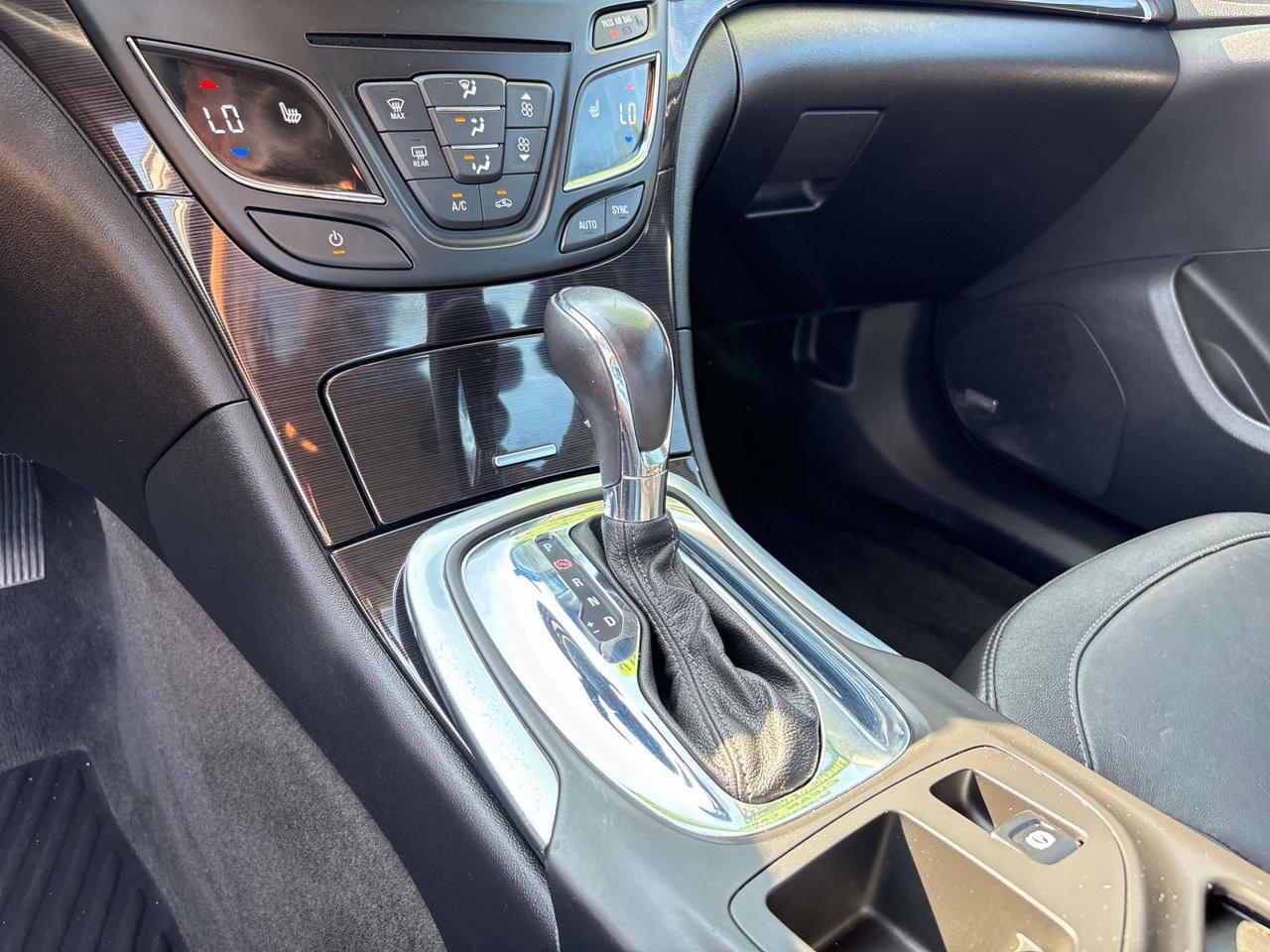 2016 Buick Regal 4dr Sdn Premium II FWD Indianapolis IN