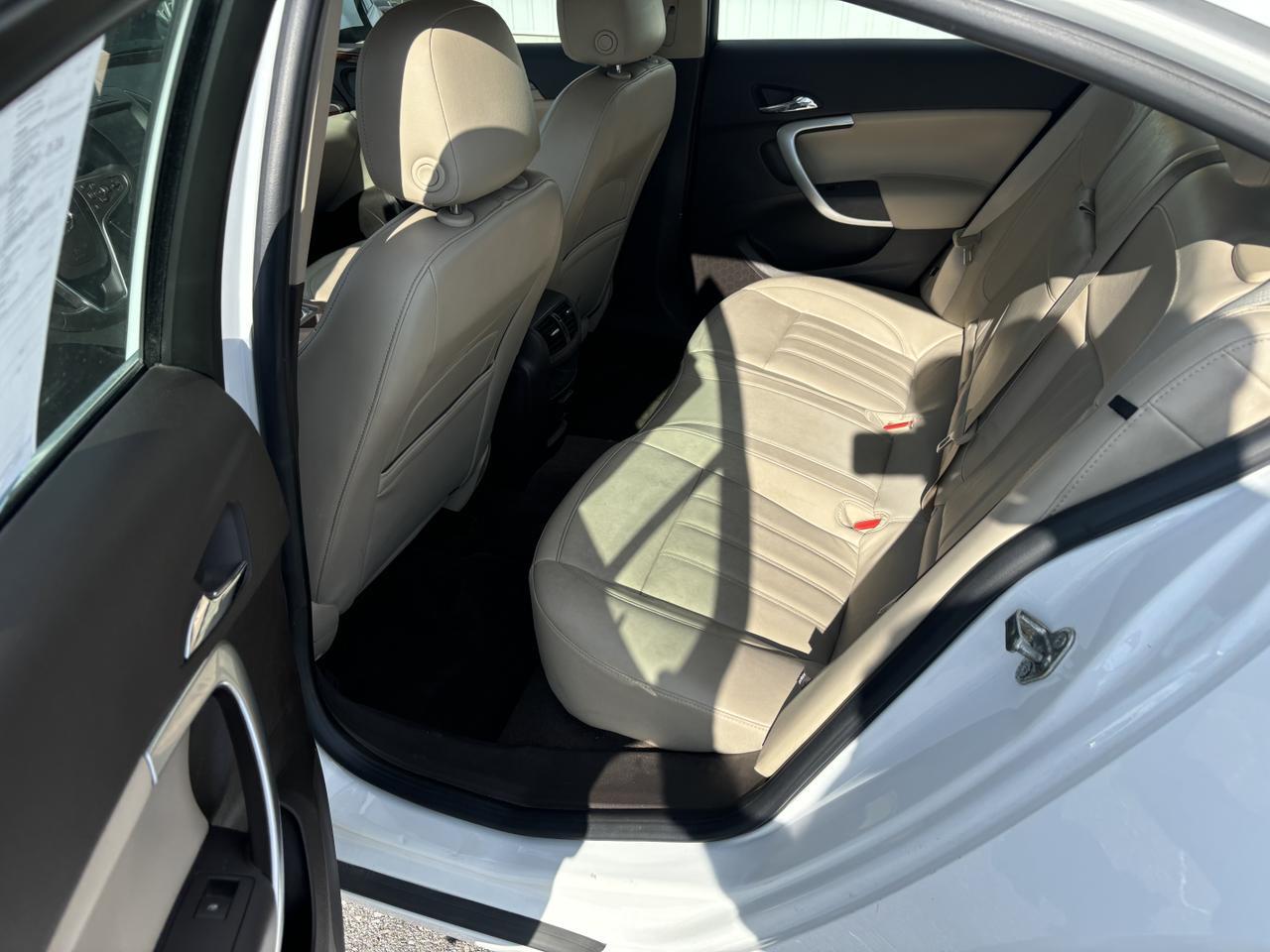 2016 Buick Regal Premium II Sedan 4D Aurora MO