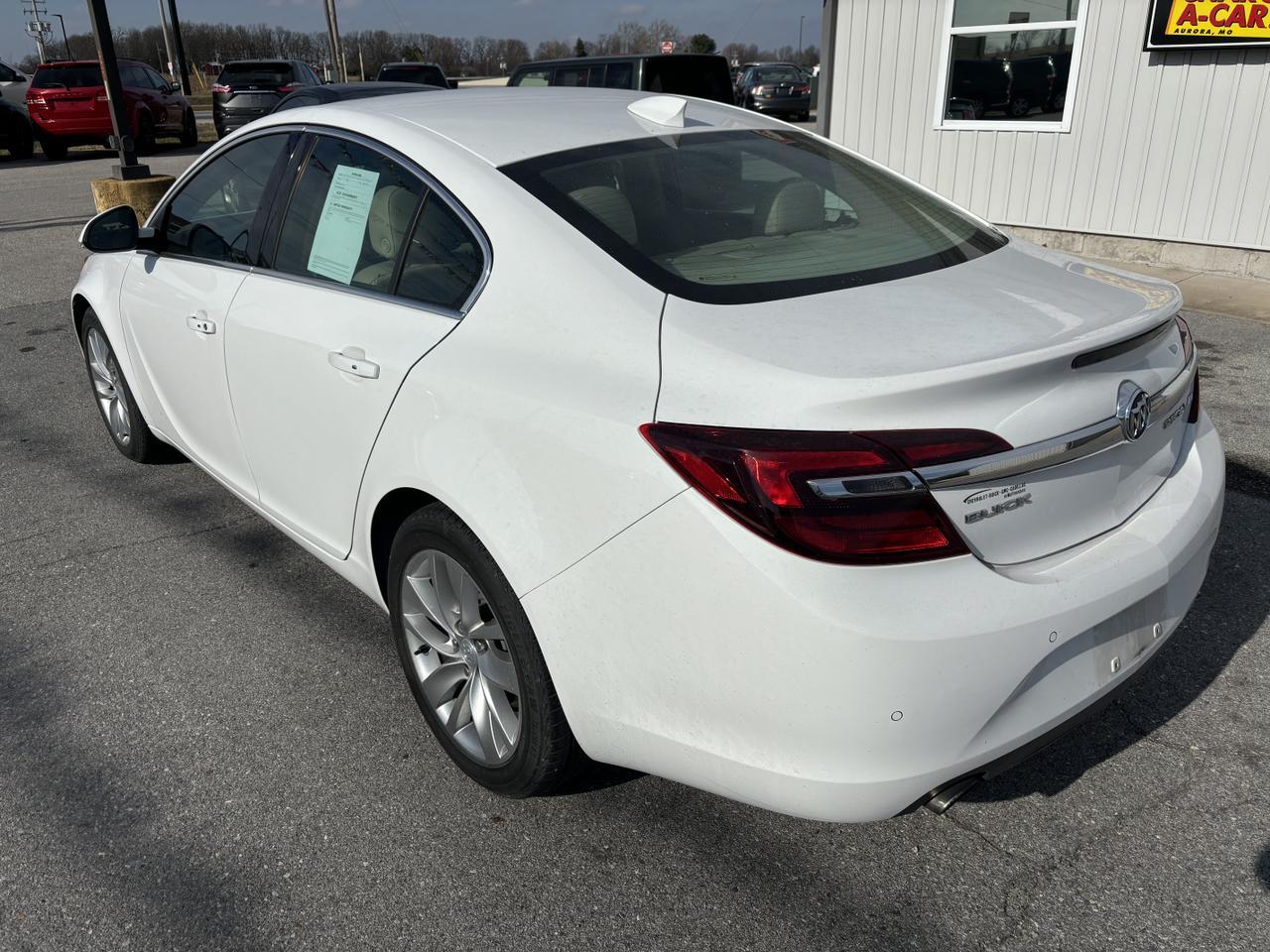 2016 Buick Regal Premium II Sedan 4D Aurora MO
