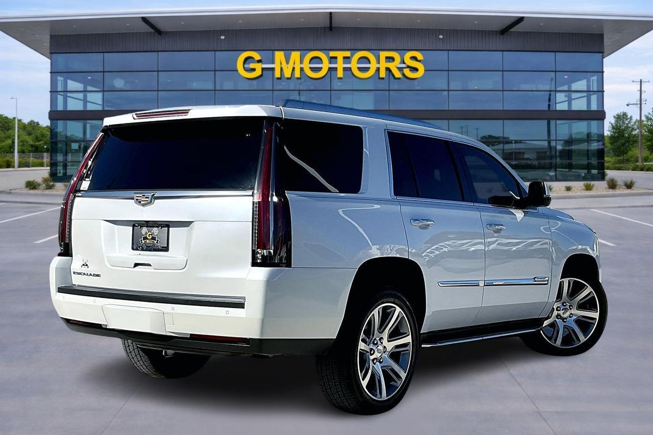 2016 CADILLAC ESCALADE LUXURY Houston TX
