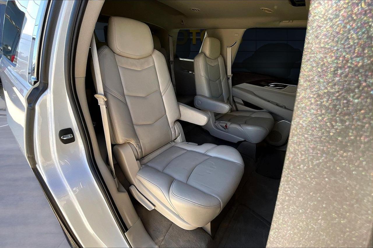 2016 CADILLAC ESCALADE LUXURY Houston TX