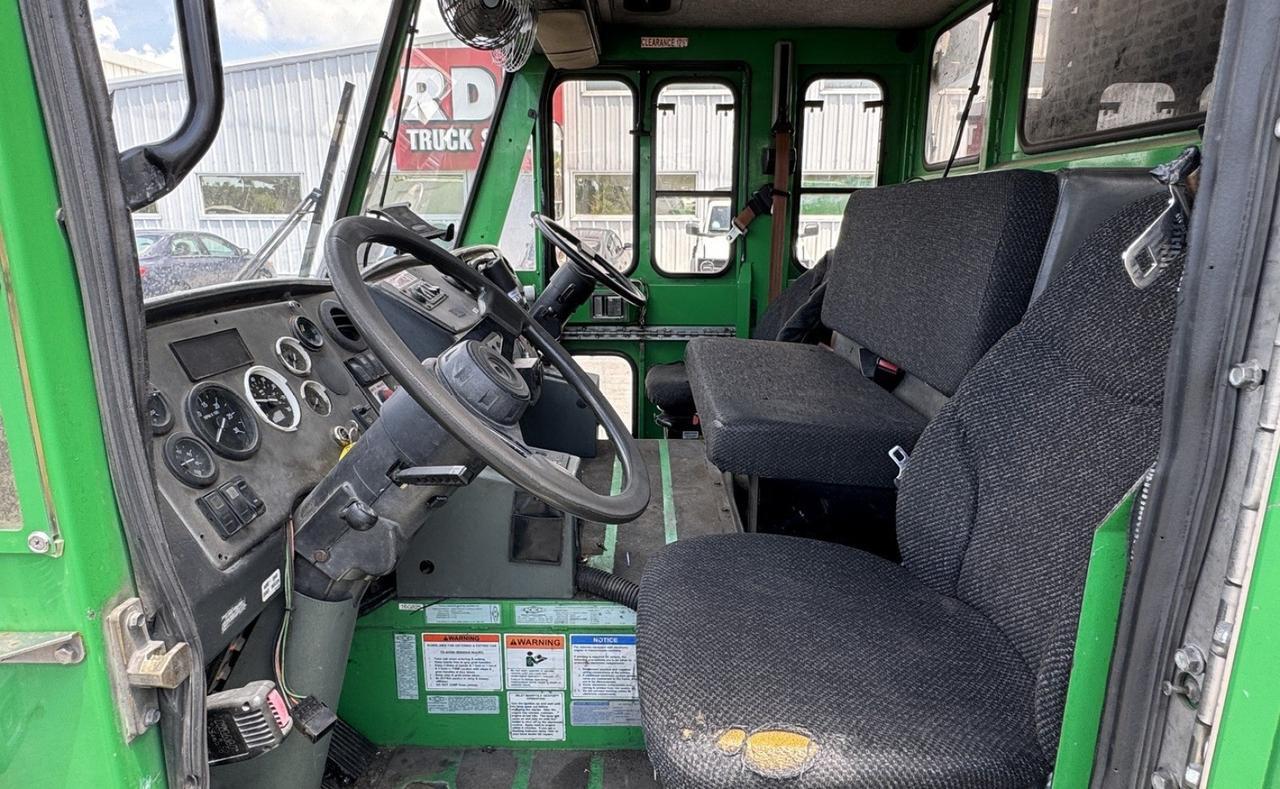 2016 CCC LET2 25 yard Heil Rear Loader Garbage Truck Tampa FL