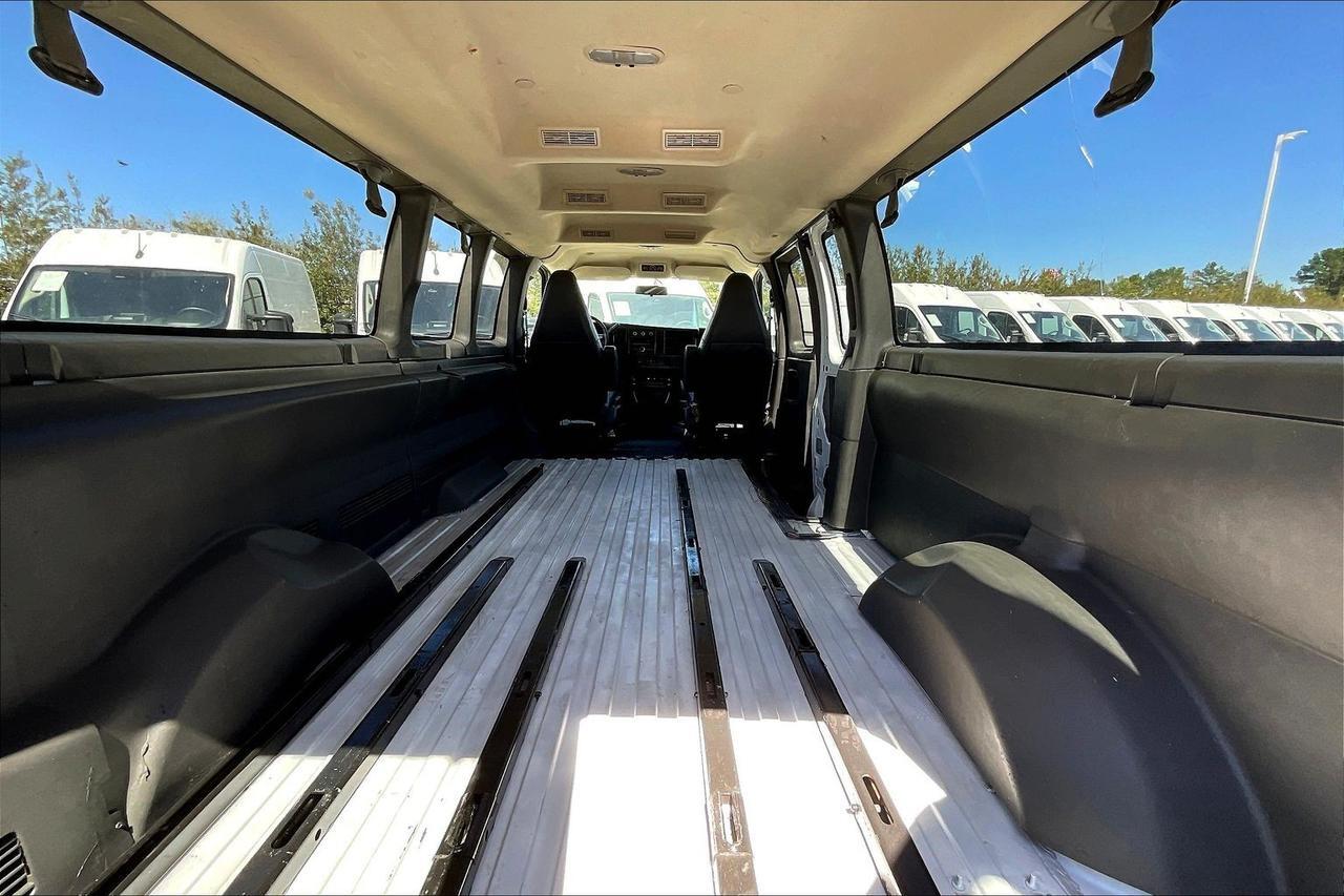 2016 CHEVROLET EXPRESS G3500 LS Houston TX