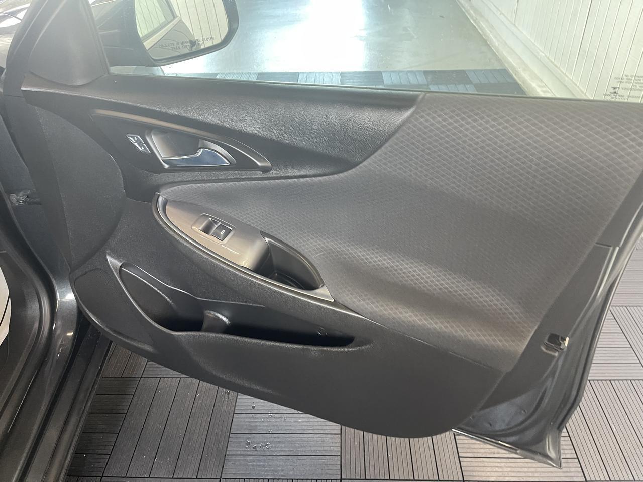 2016 CHEVROLET MALIBU LT (1LT) Kansas City MO