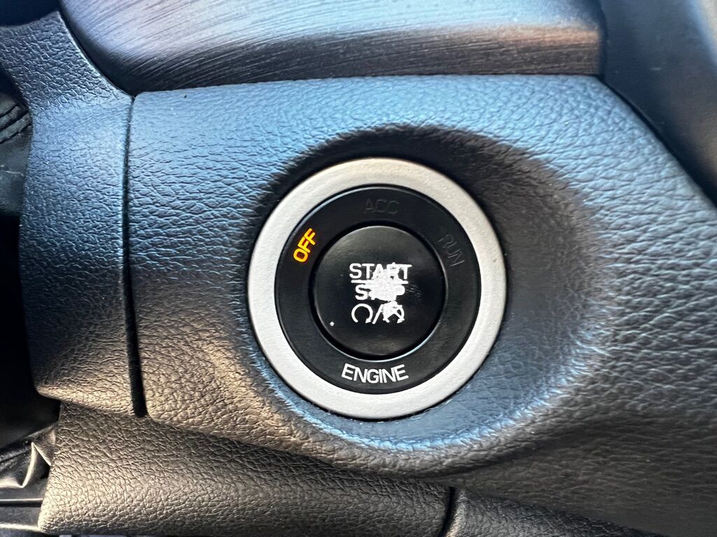 2016 CHRYSLER 200 LIMITED Des Moines WA