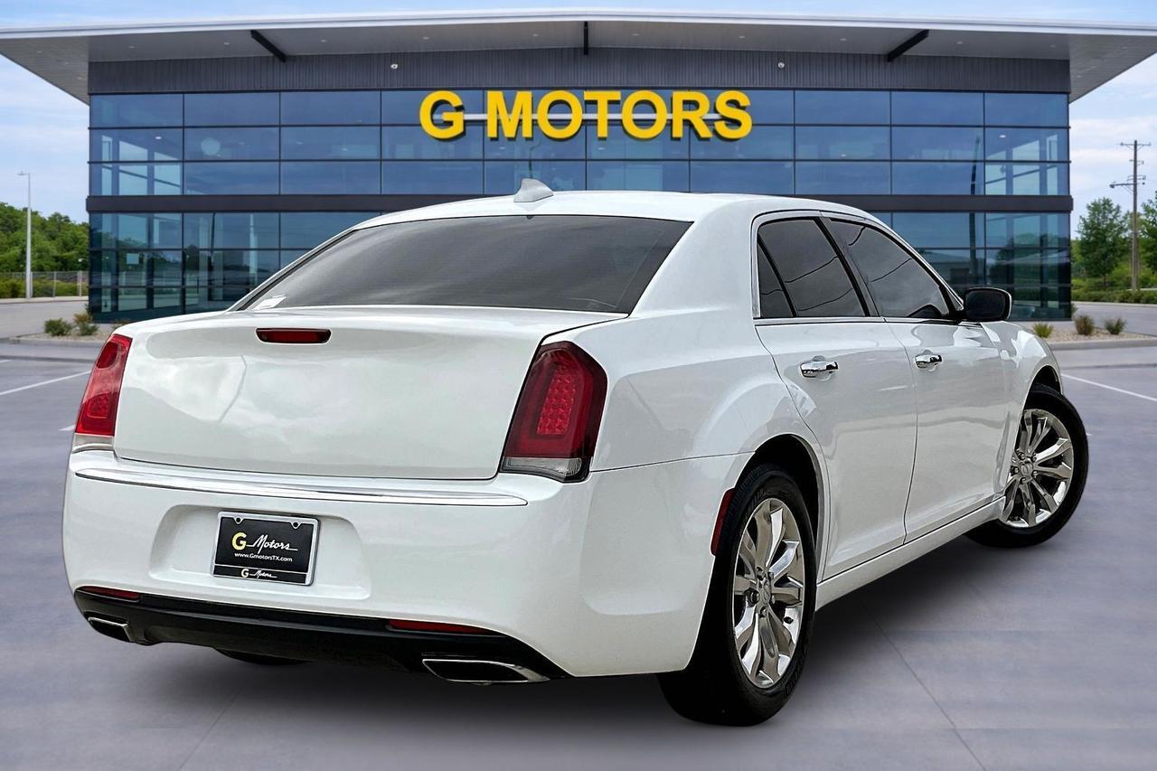 2016 CHRYSLER 300C Houston TX