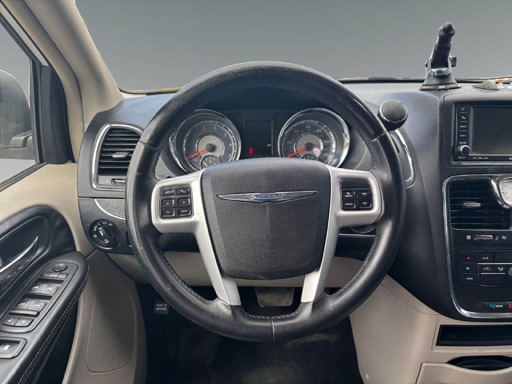 2016 CHRYSLER TOWN & COUNTRY TOURING Toledo OH