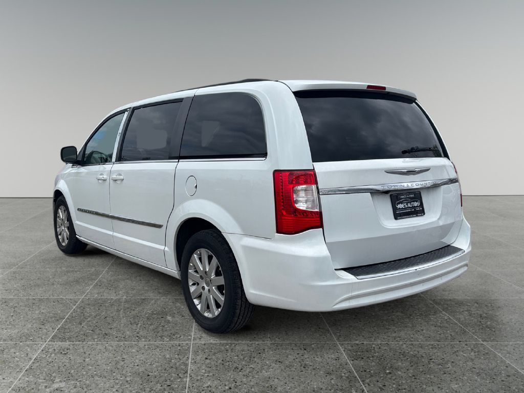 2016 CHRYSLER TOWN & COUNTRY TOURING