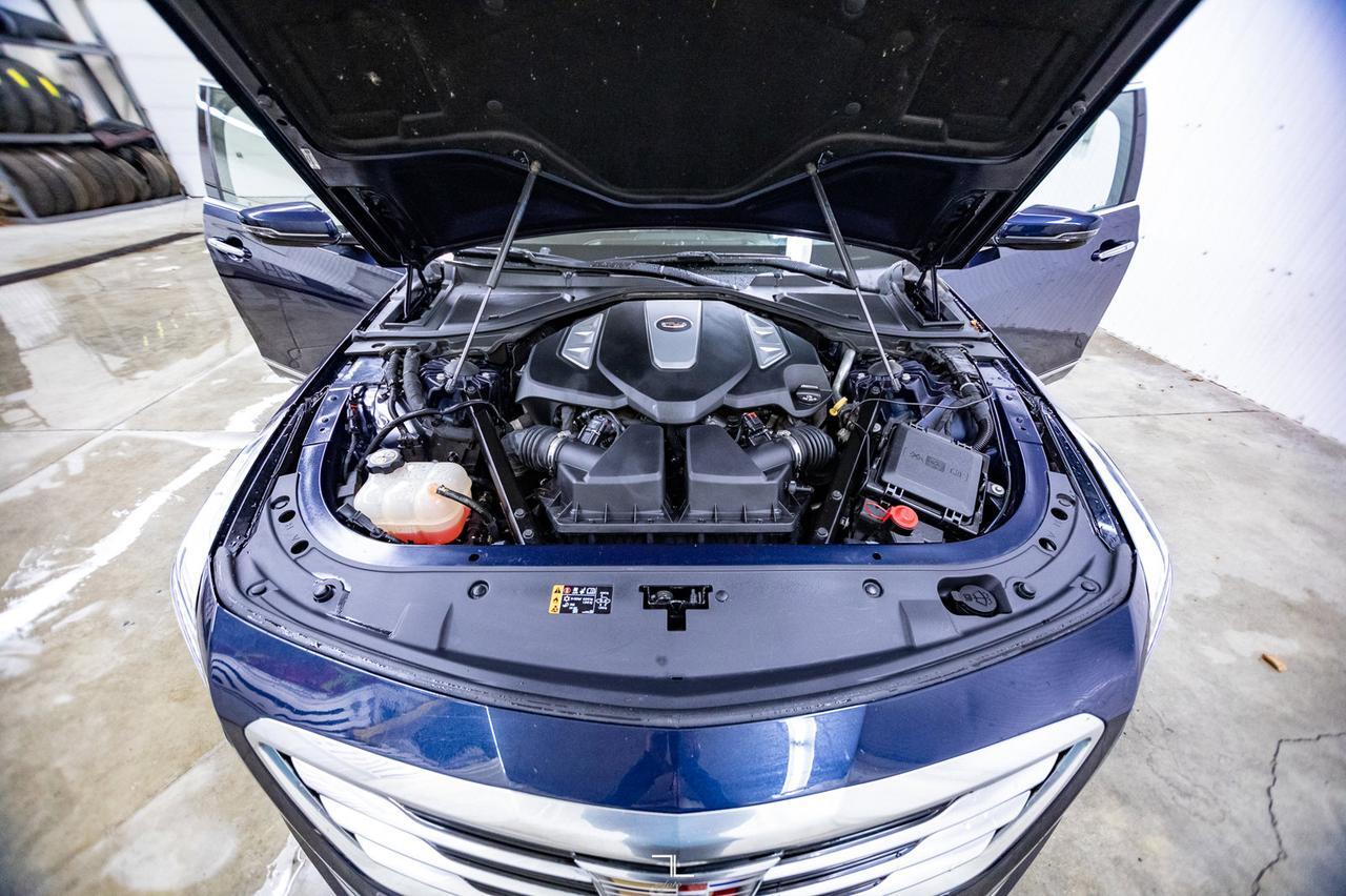 2016 Cadillac CT6 AWD Platinum Leather Roof Nav BCam Red Deer AB