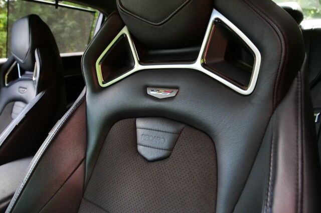 2016 Cadillac CTS-V Sedan / Supercharged / Carbon Fiber Package / UPGRADES! High Point NC