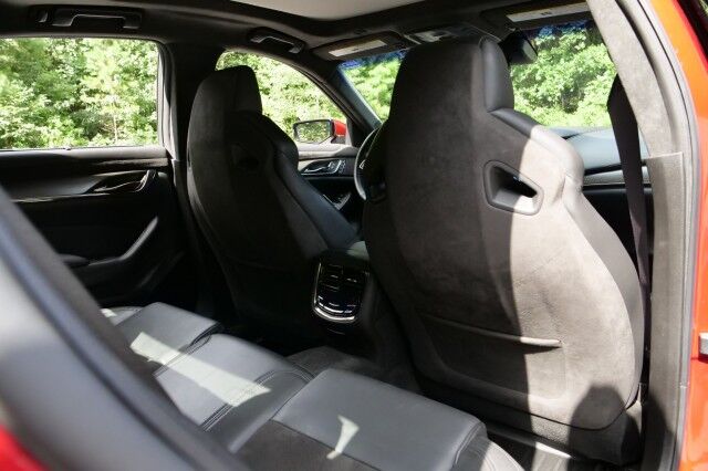 2016 Cadillac CTS-V Sedan / Supercharged / Carbon Fiber Package / UPGRADES! High Point NC