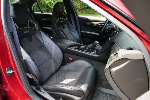 2016 Cadillac CTS-V Sedan / Supercharged / Carbon Fiber Package / UPGRADES! High Point NC