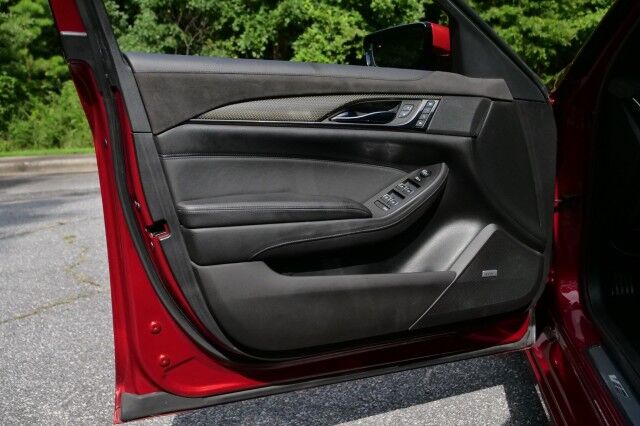 2016 Cadillac CTS-V Sedan / Supercharged / Carbon Fiber Package / UPGRADES! High Point NC