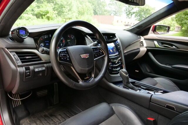 2016 Cadillac CTS-V Sedan / Supercharged / Carbon Fiber Package / UPGRADES! High Point NC