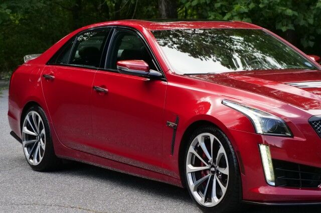 2016 Cadillac CTS-V Sedan / Supercharged / Carbon Fiber Package / UPGRADES! High Point NC
