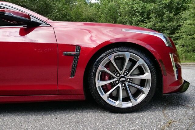 2016 Cadillac CTS-V Sedan / Supercharged / Carbon Fiber Package / UPGRADES! High Point NC