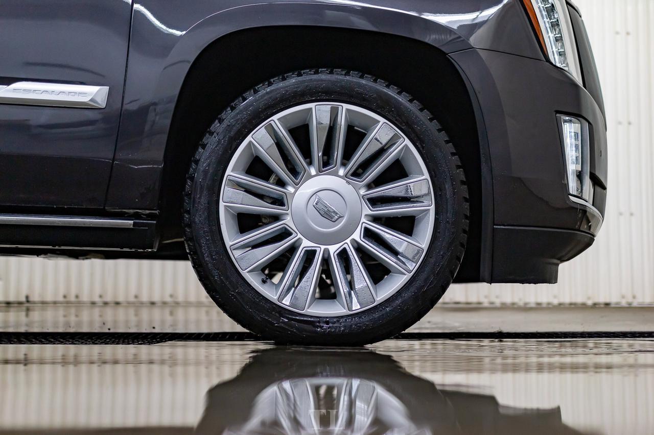 2016 Cadillac Escalade AWD Platinum Leather Roof Nav TV's Red Deer AB