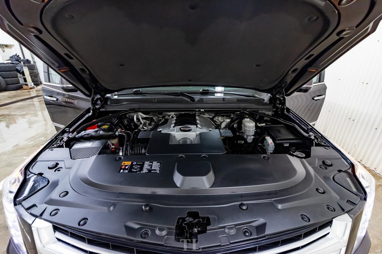 2016 Cadillac Escalade AWD Platinum Leather Roof Nav TV's Red Deer AB