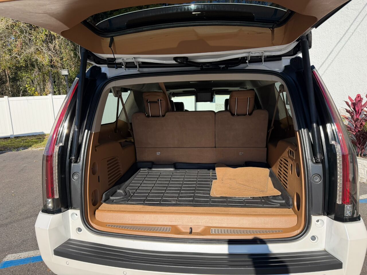 2016 Cadillac Escalade ESV 4WD 4dr Platinum Jacksonville FL