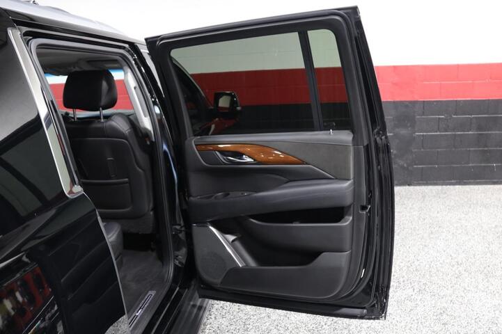 2016 Cadillac Escalade ESV Luxury Collection 4WD 4dr Suv Chicago IL