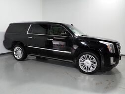 2016_Cadillac_Escalade ESV Platinum 4WD_*HEADS-UP DISPLAY, NAVIGATION, ADAPTIVE CRUISE, SAEFTY ALERTS, 360 CAMERAS, MOONROOF, LEATHER, CLIMATE/MASSAGE SEATS, HTD STEERING, REAR DVD, BOSE, WIRELSS CHARGING, APPLE CARPLAY_ Round Rock TX