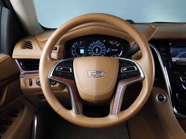 2016 Cadillac Escalade ESV Platinum 4WD *HEADS-UP DISPLAY, NAVIGATION, ADAPTIVE CRUISE, SAEFTY ALERTS, 360 CAMERAS, MOONROOF, LEATHER, CLIMATE/MASSAGE SEATS, HTD STEERING, REAR DVD, BOSE, WIRELSS CHARGING, APPLE CARPLAY Round Rock TX