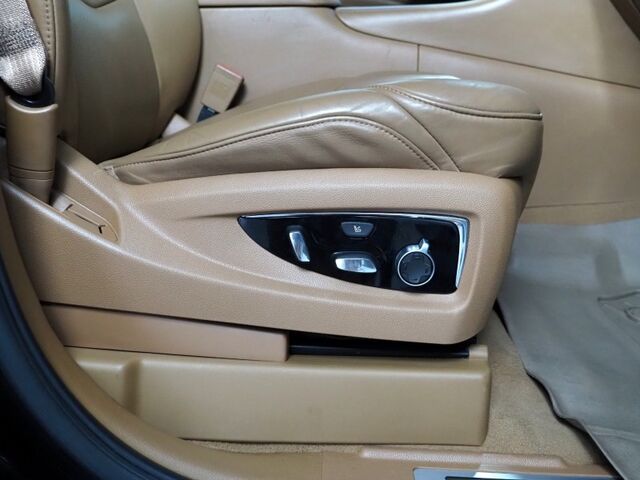 2016 Cadillac Escalade ESV Platinum 4WD *HEADS-UP DISPLAY, NAVIGATION, ADAPTIVE CRUISE, SAEFTY ALERTS, 360 CAMERAS, MOONROOF, LEATHER, CLIMATE/MASSAGE SEATS, HTD STEERING, REAR DVD, BOSE, WIRELSS CHARGING, APPLE CARPLAY Round Rock TX