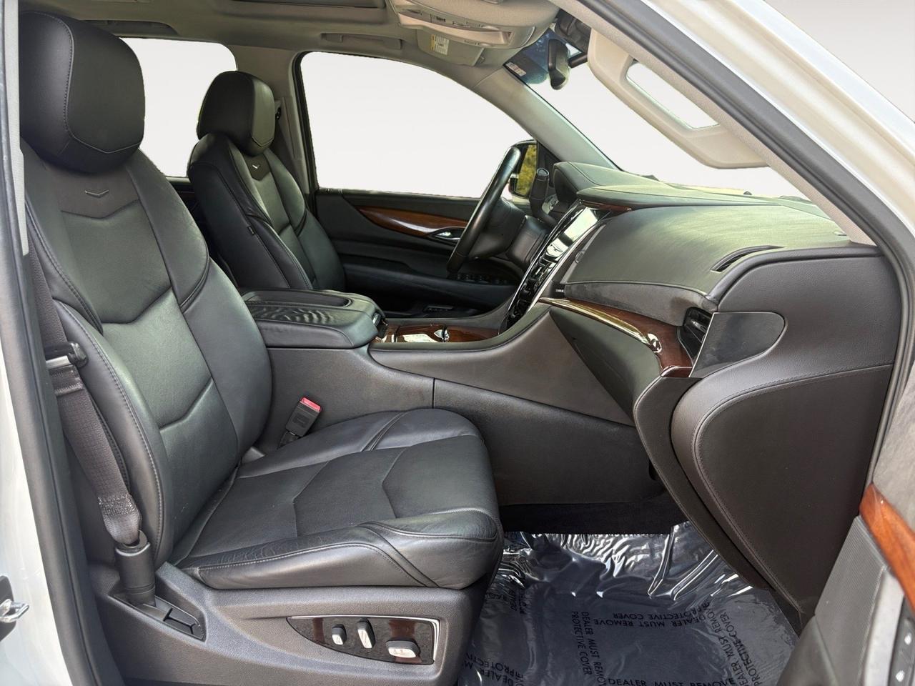 2016 Cadillac Escalade ESV Premium Collection, POWER RUNNING BOARDS, ROOF RACKS, POWER LIFTGATE, BACKUP CAMERA, SUNROOF, HEATED & AC SEATS, POWER 3RD ROW SEATING, HEADS UP DISPLAY, NAVIGATION, BLIND SPOT ALERT, LANE KEEP ASSIST, FORWARD COLLISION ALERT, RIDE IN LUXURY!