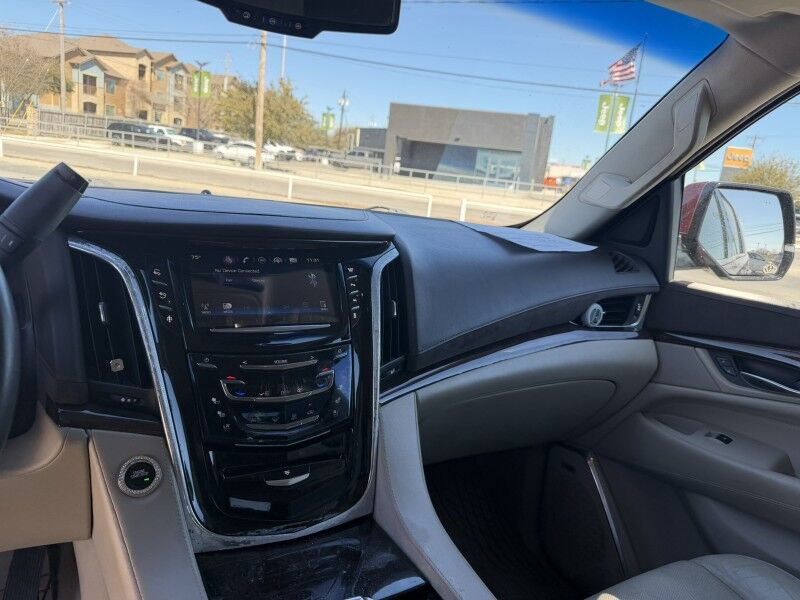 2016 Cadillac Escalade Luxury Collection Del Rio TX