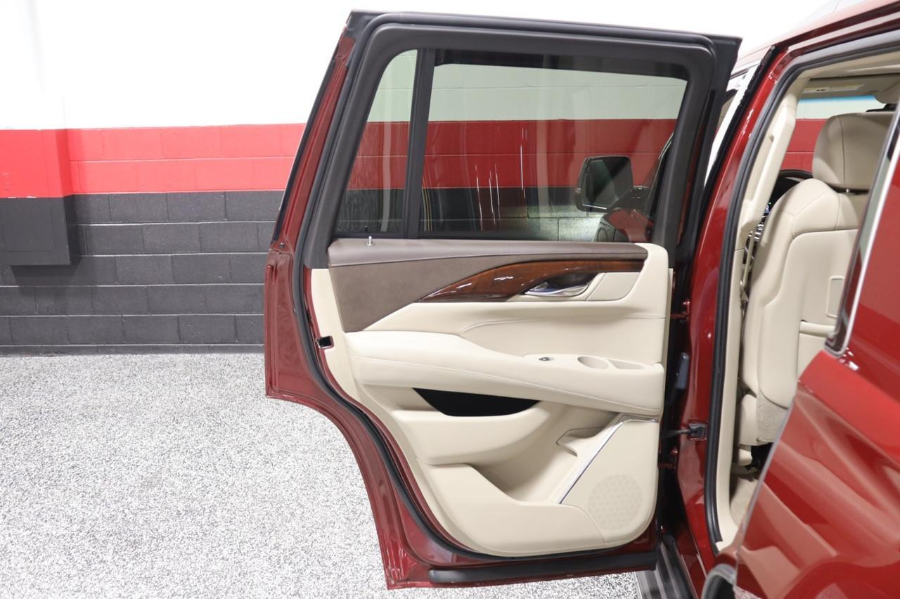 2016 Cadillac Escalade Luxury Collection 4dr Suv Skokie IL